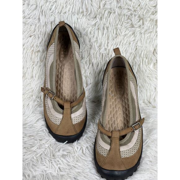 Clarks Privo Leather Comfort Flat Shoes Mary Jane Womens 8M Brown Walking Hiking - Picture 1 of 8
